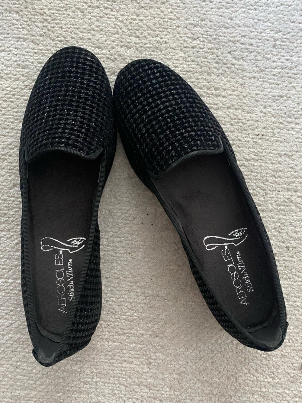 AEROSOLES Black Textured Herringbone Slip-On Loafers